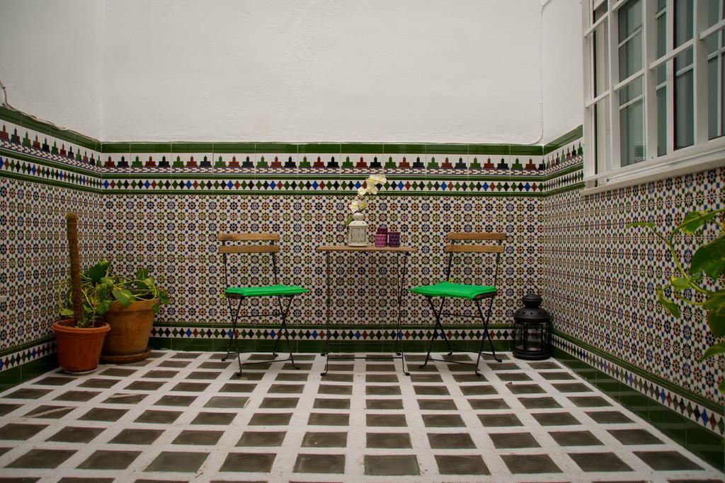 La Muralla Pensión *